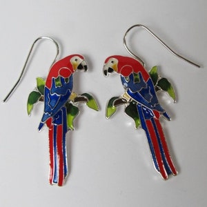 Silver Plated Macaw Parrot Earrings, Tropical Bird, Parrot Lover Gift, Summer Vacation, Animal Jewelry