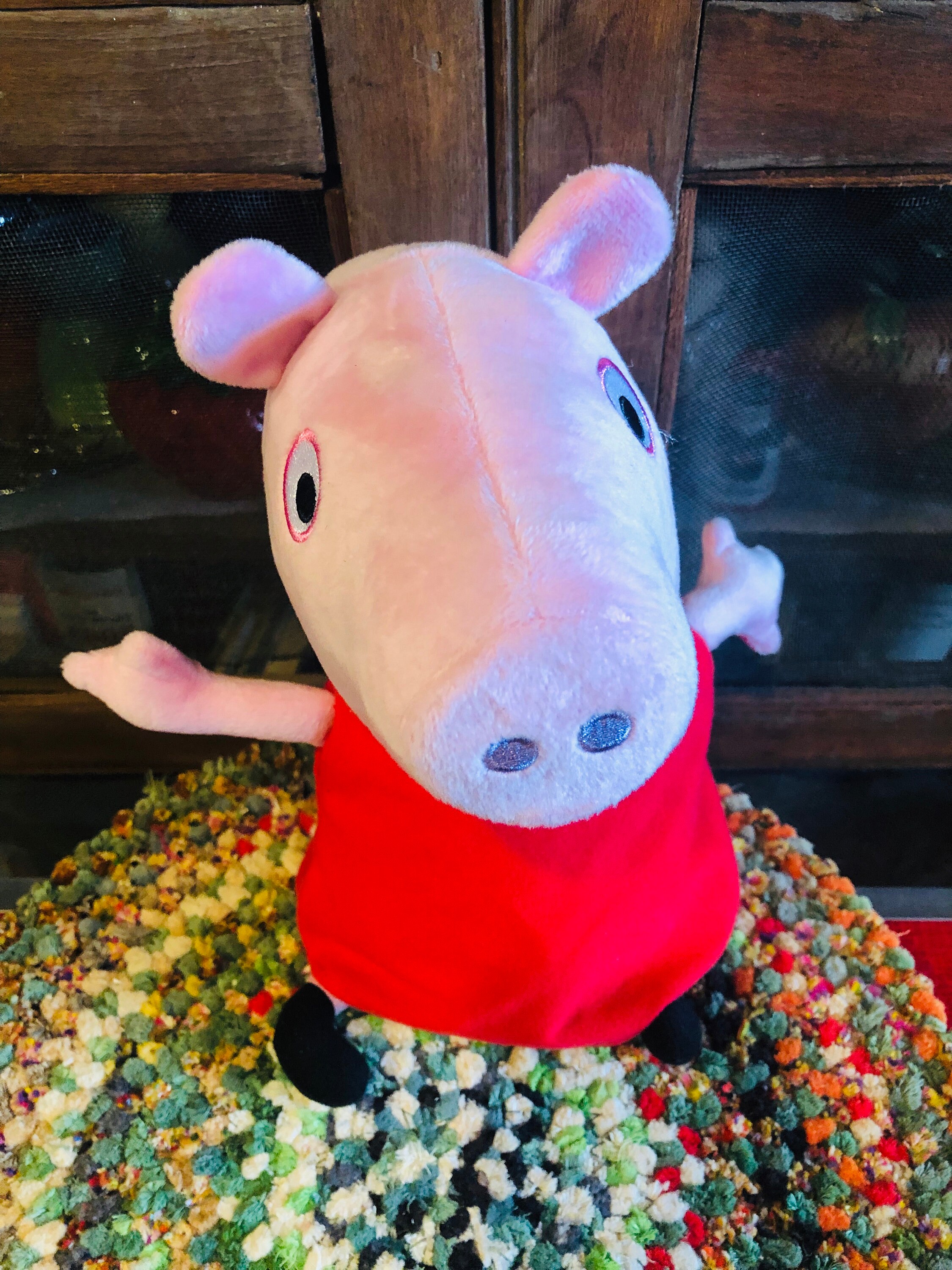 peppa pig hug n oink