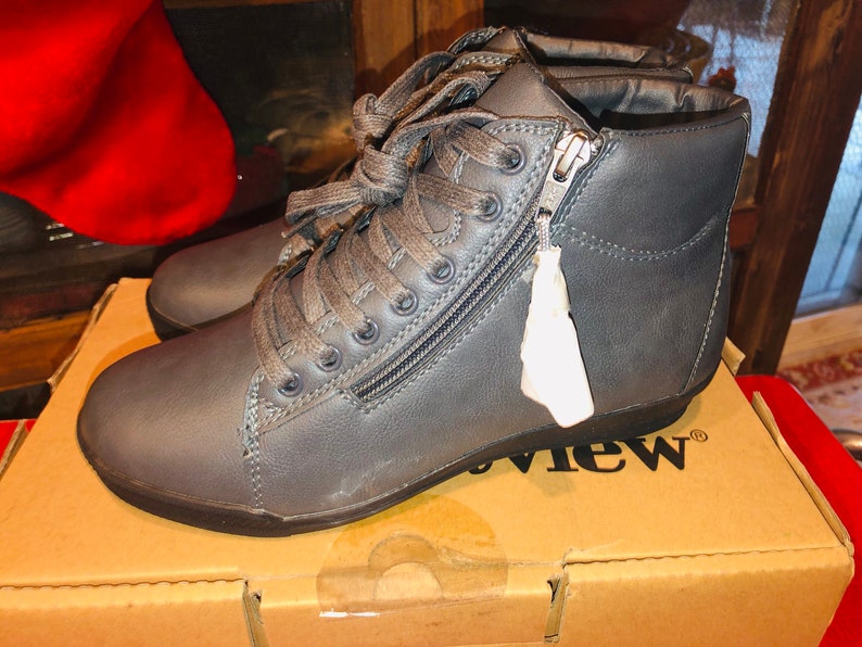 New In Box Womens Comfortview Glendaly Ankle Boots Sz 7 1 2 Etsy