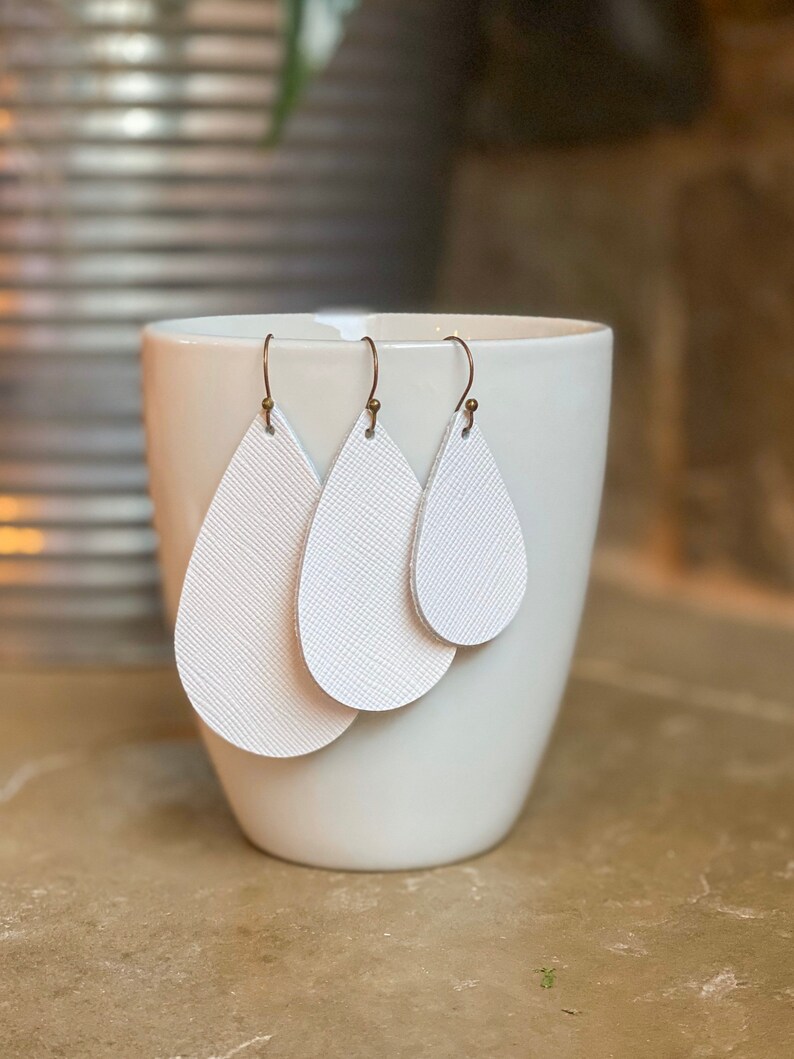 Leather earrings leather teardrop earrings, teardrop earrings