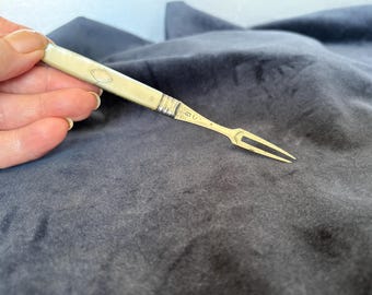 Antique George III Sterling silver folding fruit fork