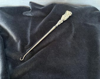 Antique 1902 sterling silver handled button hook