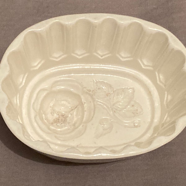 Victorian jelly mould, Victorian creamware mould, stoneware rose jelly mould, blancmange mould