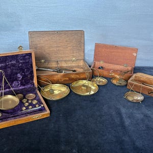 Antique apothecary scales, Vintage boxed balance scales