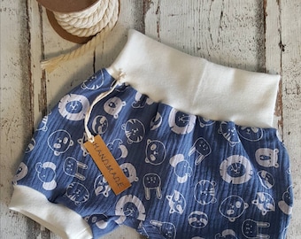 Kurze Pumphose aus Musselin blau weiß Tierkinder