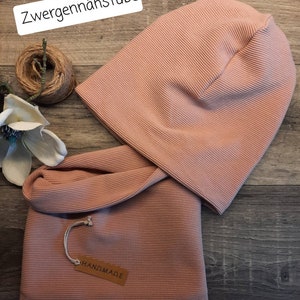 Beanie hat or loop in old pink made of rib jersey