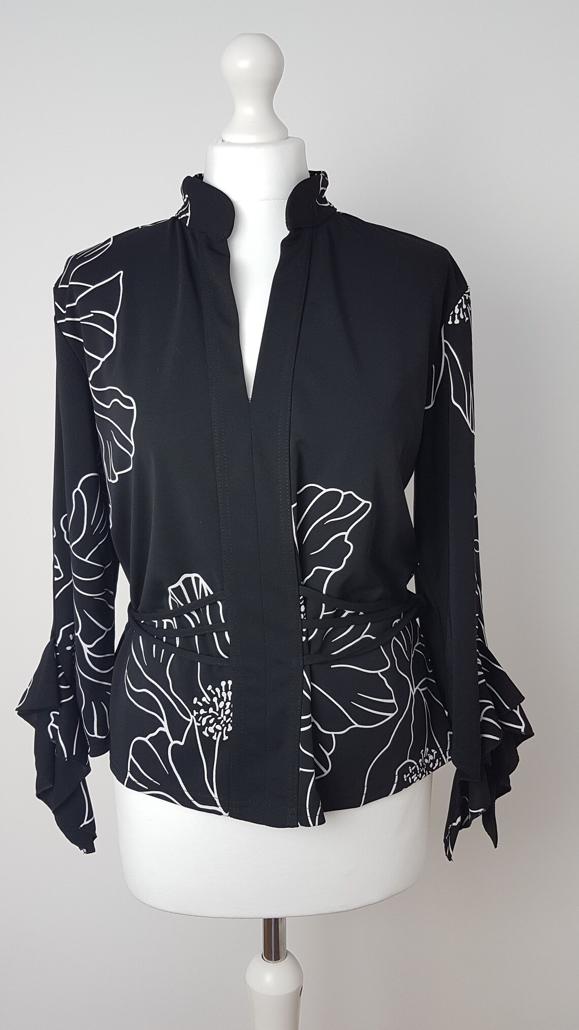 Vintage 90s Kaleidoscope botanical floral black white | Etsy