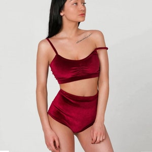 Pole dance wear velvet, Exotic dancewear high-waisted shorts and top, Dance costume velour