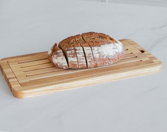 Houten broodplank met kruimelvanger | Keukendecor (16 x 8 in)