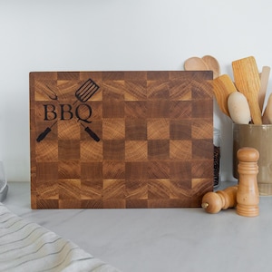 Personalized oak cutting board|Wooden cutting board|Custom cutting board|New home gift|Recipe board|End grain cutting board|Board with inlay