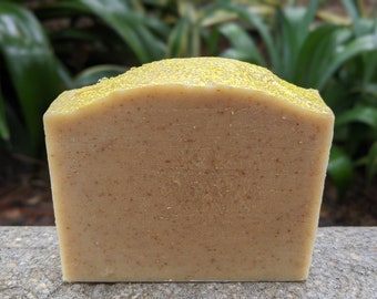 Binky's Bit of Honey Goat Milk Soap Bar (Scented)