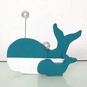 Fotohalter "Wal", Kinderzimmer, Holzdekoration, Kartenhalter aus Holz, Bilderhalter