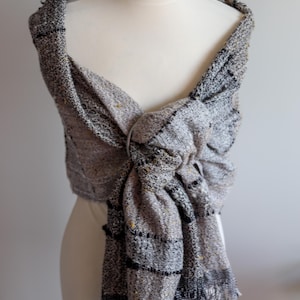 Handwoven Wool Scarf - Artisan Handmade, Loom woven, artisan accessory, unique slowfashion gift