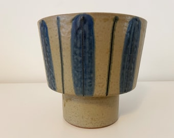 small modernist ikebana stoneware pedestal vase / planter / vessel. made in Japan / 1960s