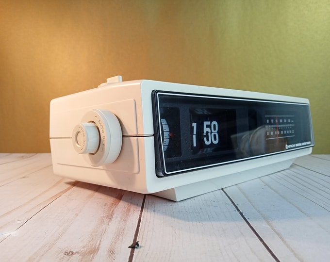 Vintage Hitachi Flip Clock Radio KC 540H Etsy