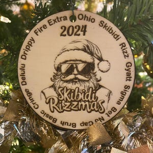 Skibidi Rizzmas Teen Tween Slang SVG Laser Glowforge Arquivo Download instantâneo Enfeite de Natal Engraçado Escola de Ensino Médio Rizz Papai Noel Professor
