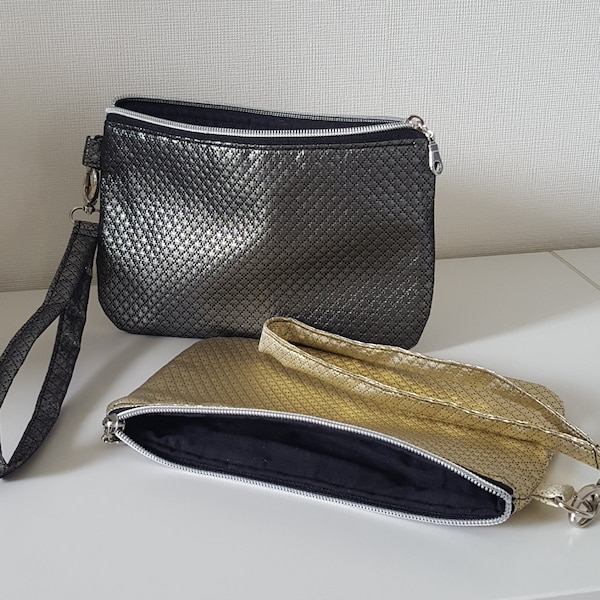 Kosmetiktasche / Handgelenktasche / Etui metallic gold silber