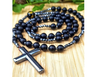 Natürliche Matte Black Onyx Kreuz Halsketten-Anhänger. Hämatit. Christlich-katholischer Christus-Rosenkranz. Religiöse Gebetskette. Kruzifix. Herren Schmuck