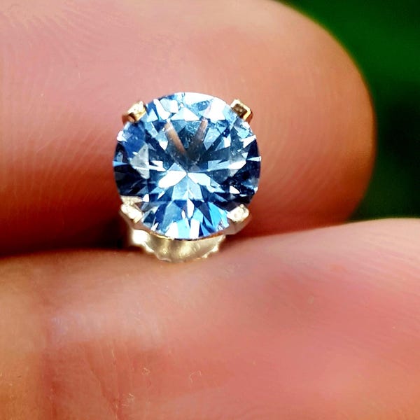 Männer Ohrstecker. Natürlicher runder blauer Aquamarin 14K Weißgold Ohrstecker. Männer Einzel Ohrstecker. Etwas Blaues Hochzeitsschmuck