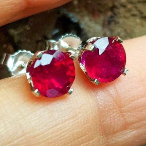 1.30CT 2CT Genuine Natural Red Ruby 14K Solid White Gold Stud Earrings Engagement Wedding Anniversary Diamond Alternative Gemstone Bridal