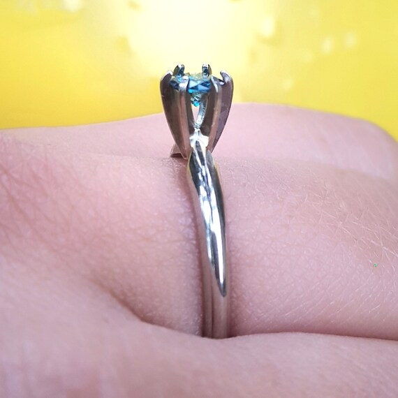 Solitario diamante blu clearance