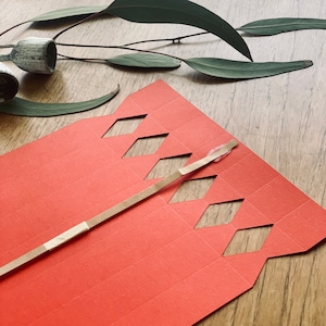 Christmas Collection: DIY Set of 4 Christmas Crackers image 4