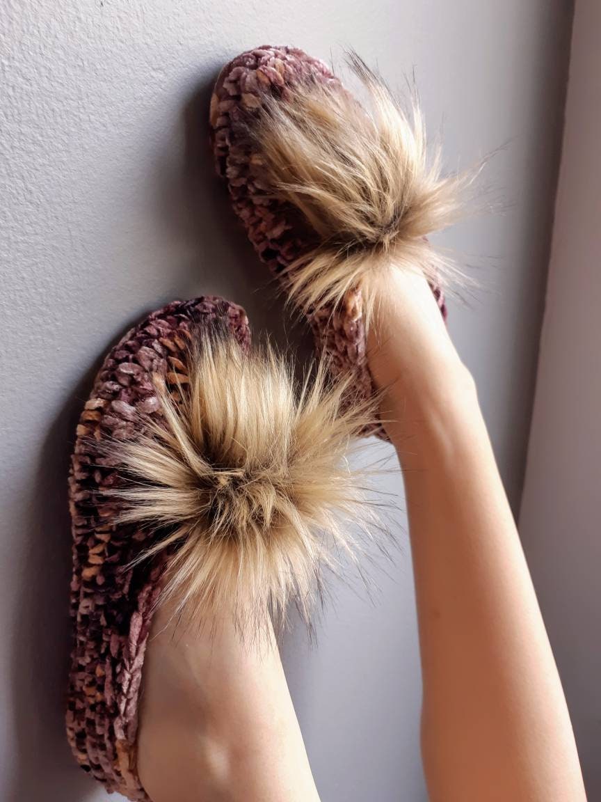 Velvet Slippers, Pom Pom slippers