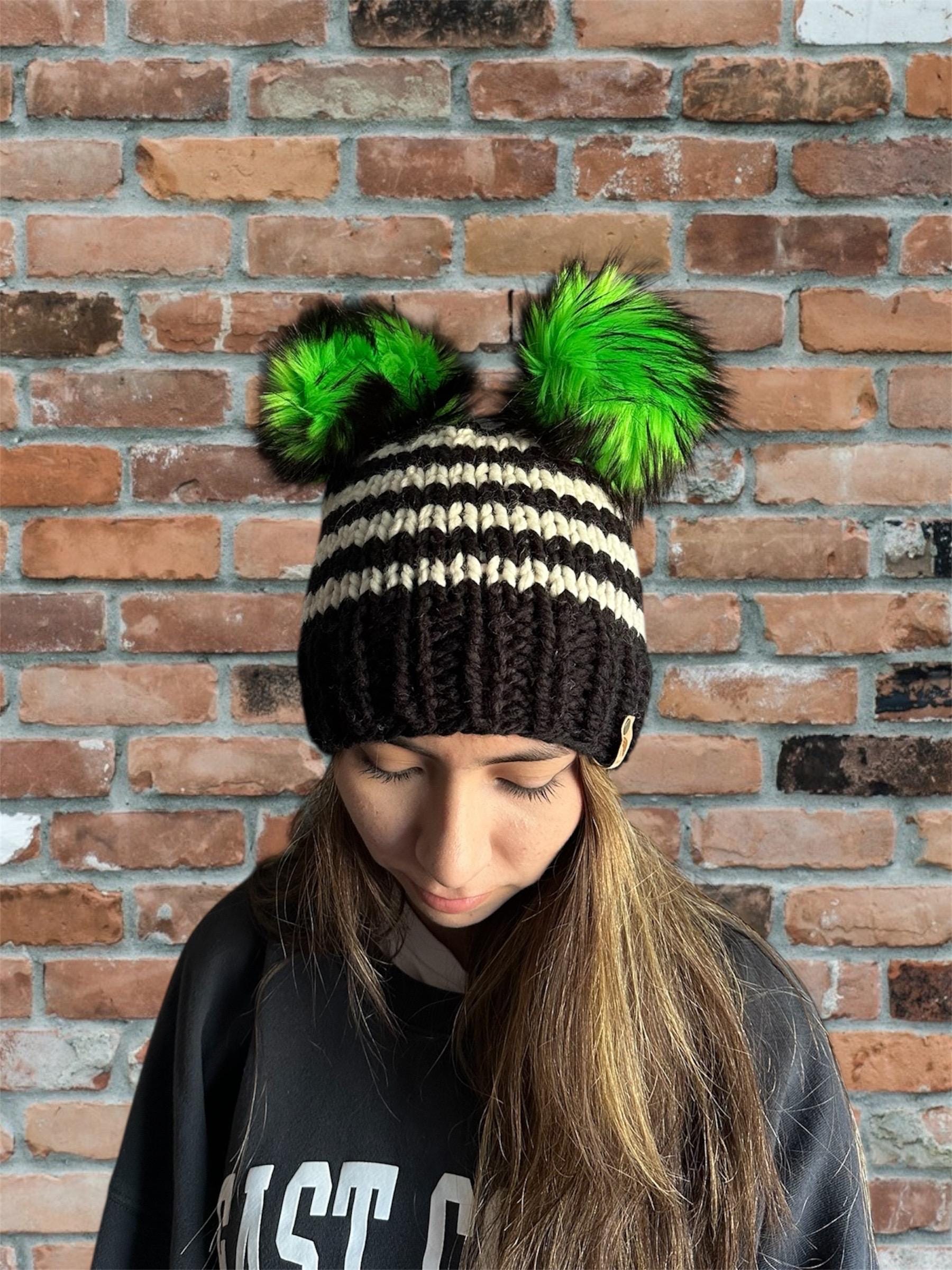Beetlejuice pom-pom beanie new with tags Beetlejuice Boys Beanie Hat with Pom and Gloves, 2-Piece Set  main image 2