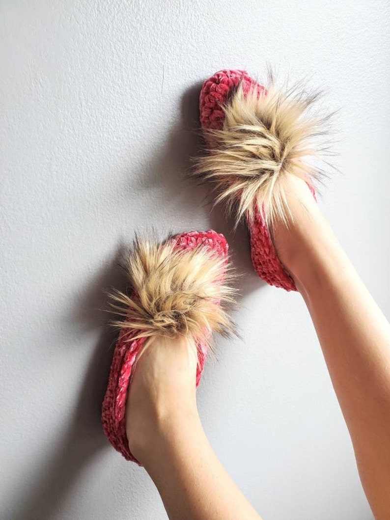 Wedding Gift, Bachelorette Party Gift, Fluffy Slippers for Women, Bridesmaids Proposal Gift Frosted Cranberry