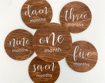 Baby Monthly Milestone Wooden Discs Double-sided | Dark Brown and White | Baby Shower Gift | Newborn Photo Prop
