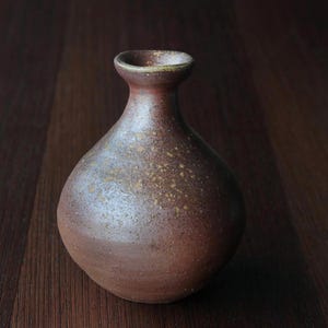 Bizen Yaki Sake Bottle | Japanese Pottery
