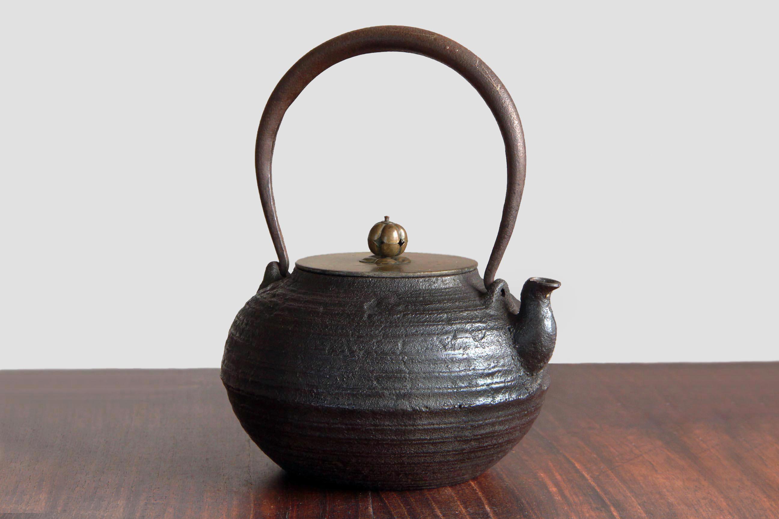 1200ml / 日本製ヴィンテージ鋳鉄ケトル（銅蓋付き） | 鉄瓶 - Etsy 日本
