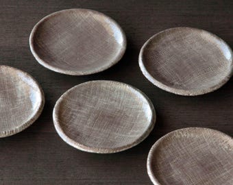 12,7 cm / Plato pequeño de cerámica / Cerámica japonesa