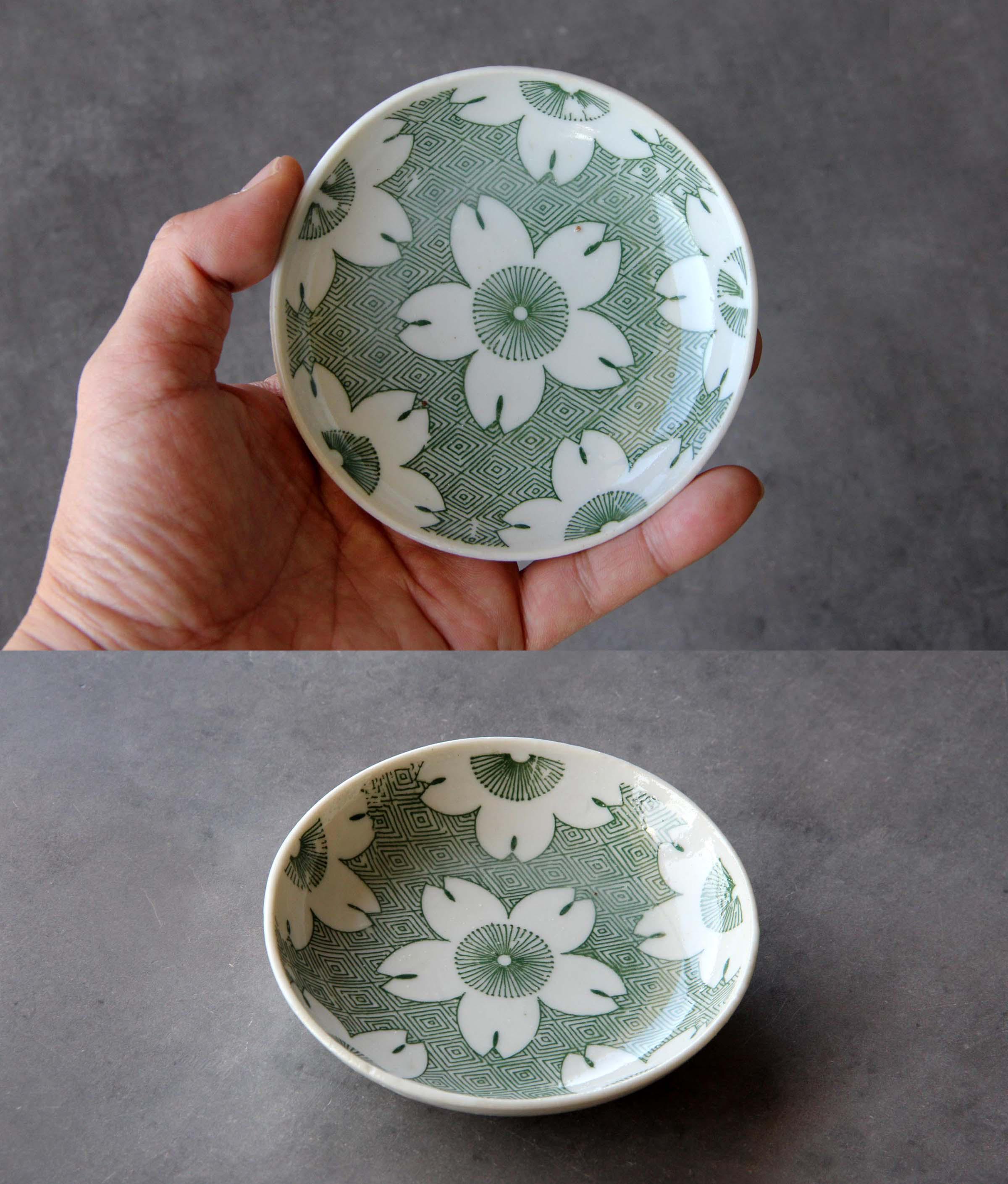 * antique mini ❀ 小さなお花柄 プレート Vintage Small- Mini Porcelain Plates Gilded- Floral Design