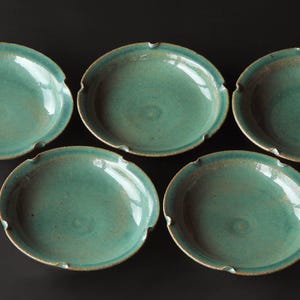 11,4 cm / Klein bordje van Agano-aardewerk van Yasuoki Kumagae