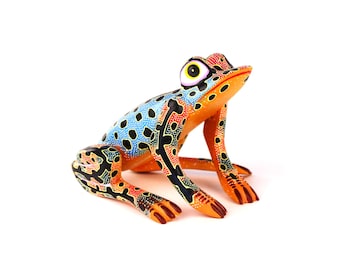 Oaxacan Wood Carving Sitting Frog Alebrije by David Blas Mexican Folk Art Mexico Oaxaca