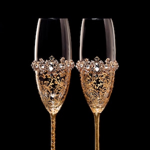 Gold Wedding Glasses Engraving Glasses Wedding Flutes Gold Champagne Glasses Gold Flutes Personalized Glass Bride Groom Golden Wedding Gift