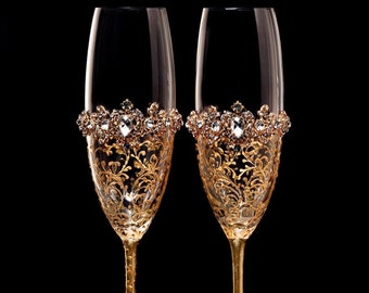 Two champagne flutes without Engraving and ups express