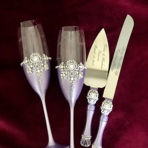 Personalized Wedding Glasses Cake Server Knife Red Champagn Flutes Lavender Cake Server Knife Purple Wedding Glasses Bride Groom Glasses