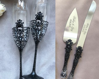 Personalized Black Wedding Glasses and Cake Server Knife Engraved Flutes Wedding Champagne Flutes and Cake Server Set Rustic Wedding Glasses