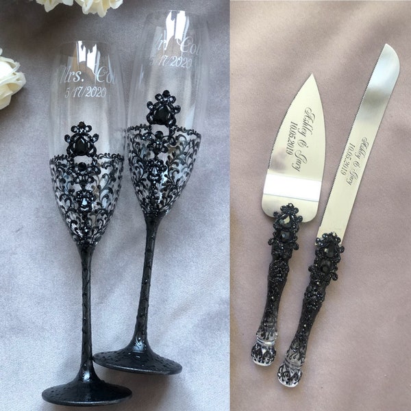 Personalized Black Wedding Glasses and Cake Server Knife Engraved Flutes Wedding Champagne Flutes and Cake Server Set Rustic Wedding Glasses