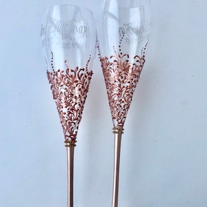Rose Gold Hochzeit Gläser Gravur Gläser Hochzeit Flöten Gold Champagner Gläser Gold Flöten personalisierte Glas Braut Bräutigam Hochzeitsgeschenk