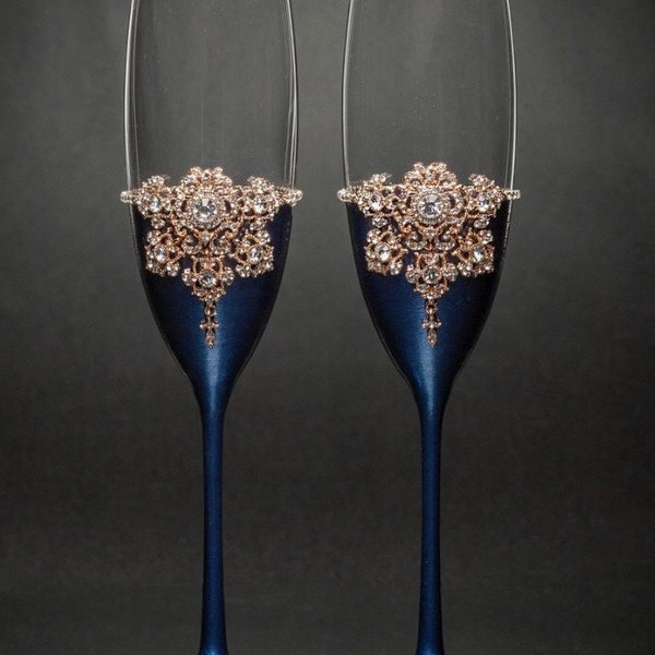 Personalized Navy Blue Gold Glasses Navy Blue Wedding Flutes for Bride and Groom Wedding Champagne Flutes Anniversary Flutes Engraved Flutes