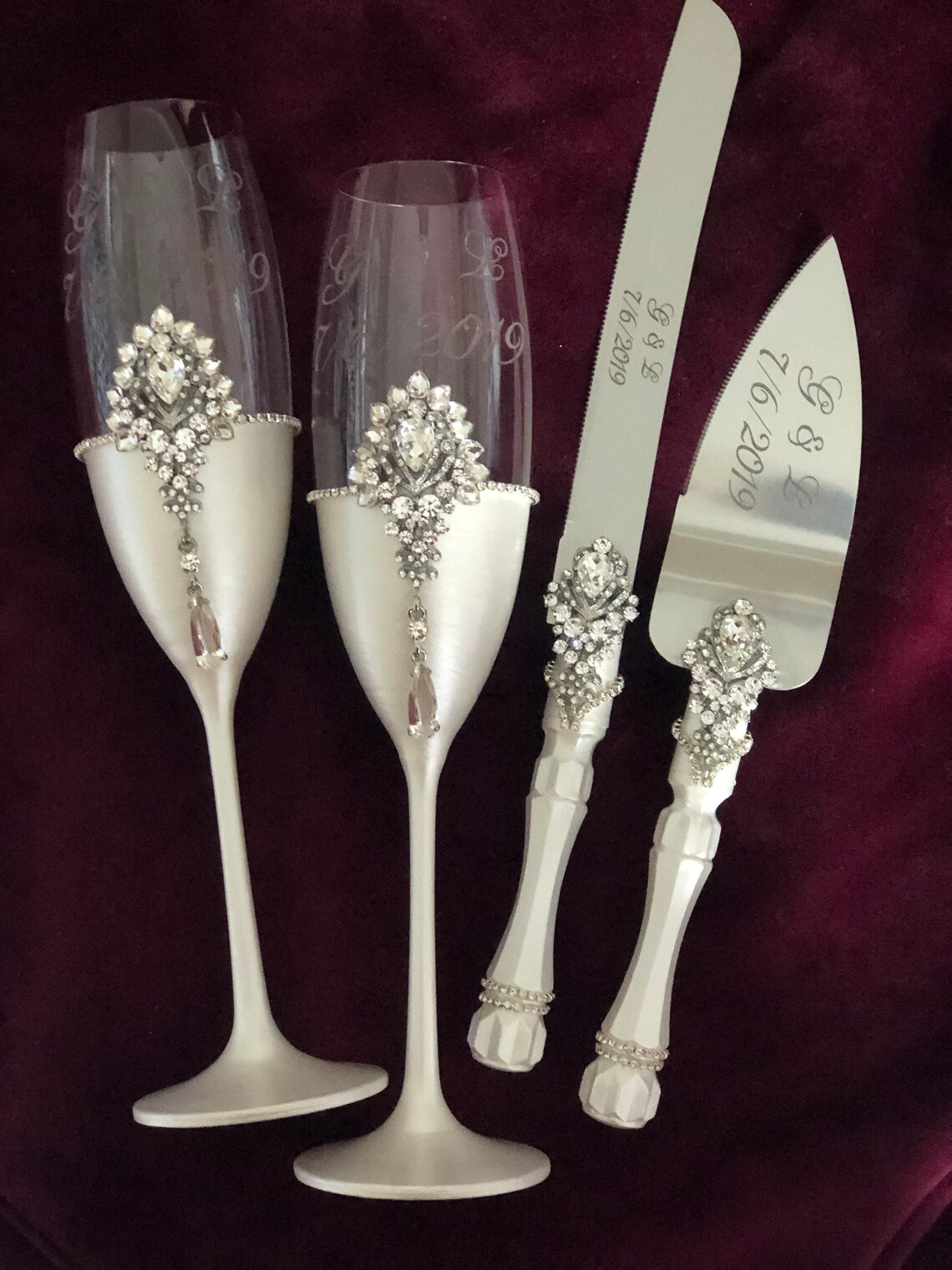 Personalized White Wedding Glasses and Cake Server Knife Etsy