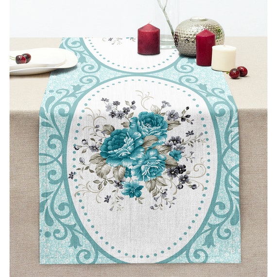 ターコイズストライプフローラルテーブルランナー、ブルーフラワー