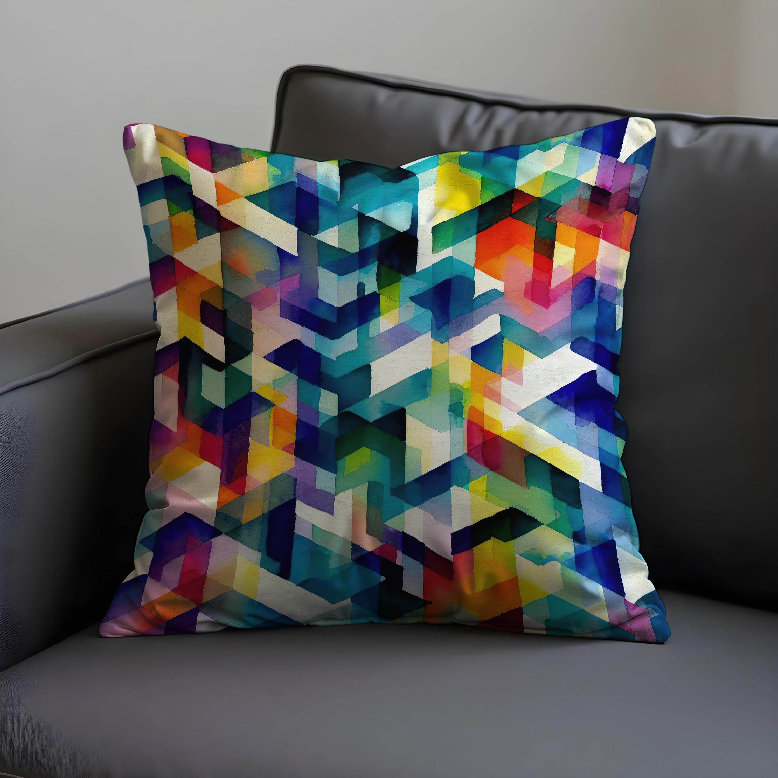 カラフルな幾何学模様のクッションカバー、抽象的なプリズム柄の