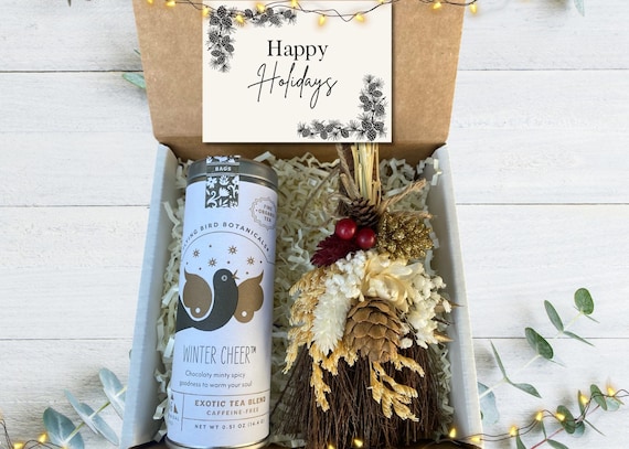 Christmas Gift Box - Christmas Care Package - Holiday Gift Box - Gift for Employees & Clients - Bulk Gifts - We Ship to Multiple Addresses
