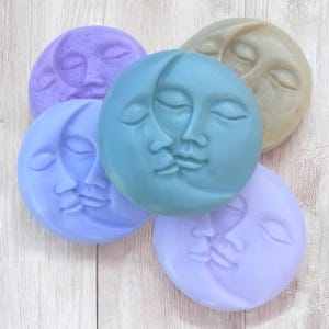 Crea un articolo in scatola - Sapone Sole e Luna - Sapone Celestial Moon al burro di karité - Scegli il tuo colore - Saponi originali
