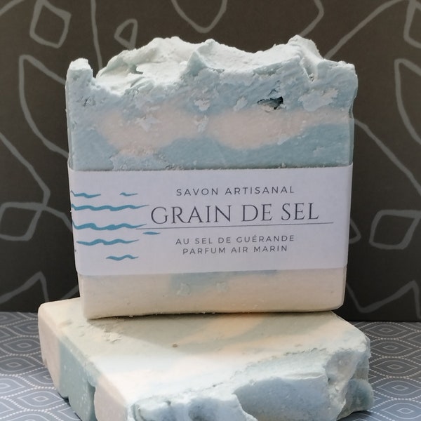 Savon naturel au sel de Guérande et huile de coco.