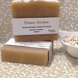 Savon artisanal adoucissant à l'avoine. image 2